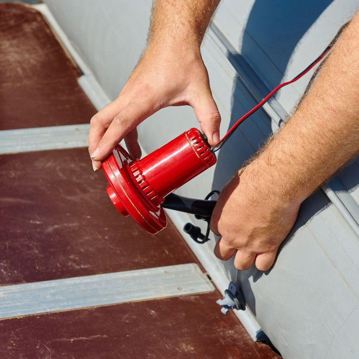 Gonfleurs électriques pour semi-rigides : Guide d'achat - ORCA Retail by Pennel & Flipo