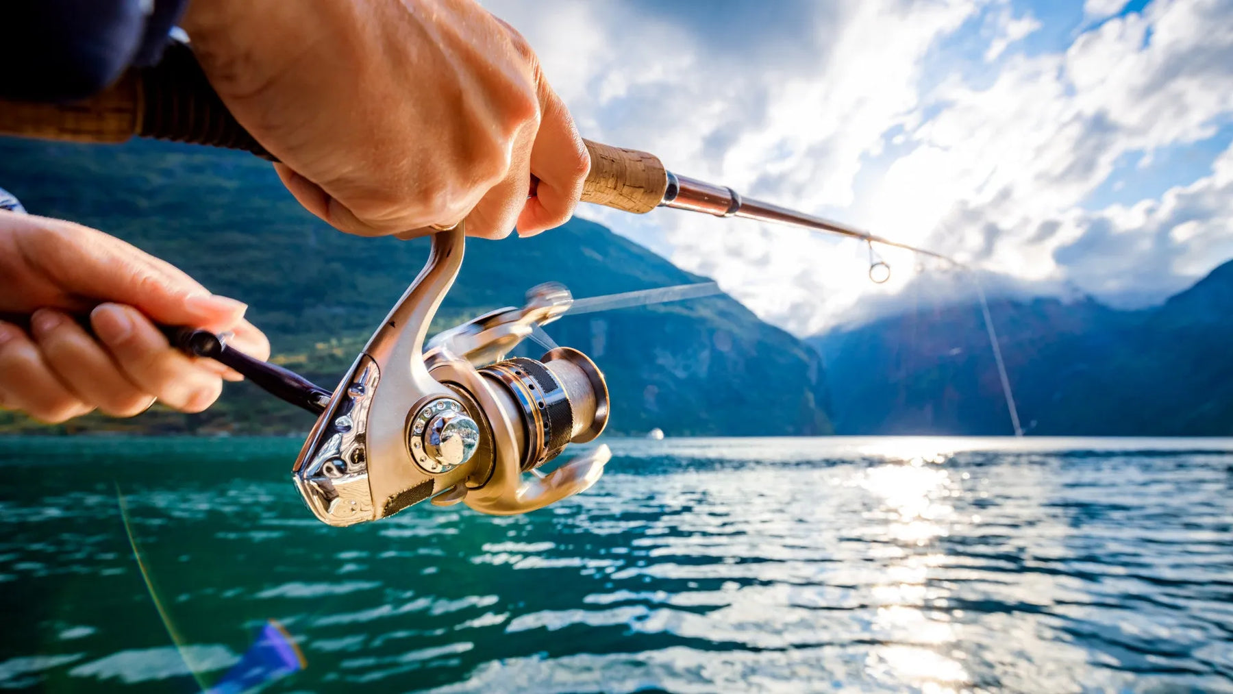 Pêche en haute-mer en bateau semi-rigide : avantages et inconvénients