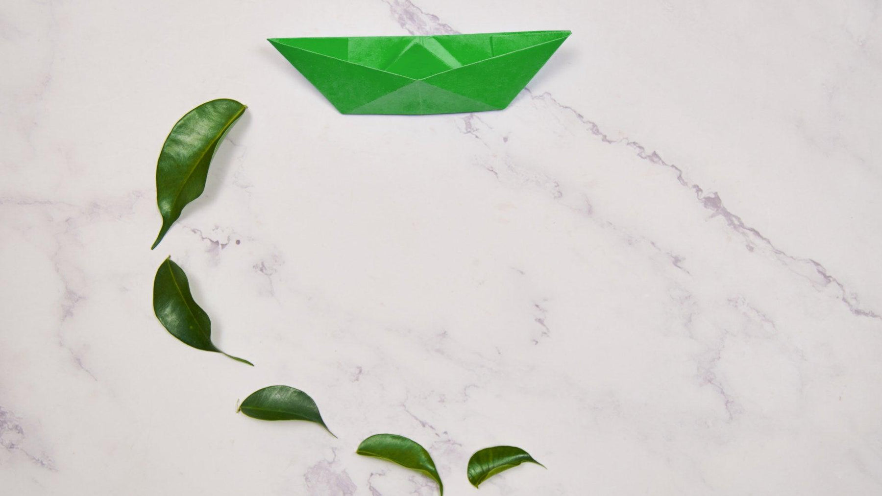 Les avantages écologiques des bateaux semi-rigides par rapport aux autres types de bateaux - ORCA Retail by Pennel & Flipo