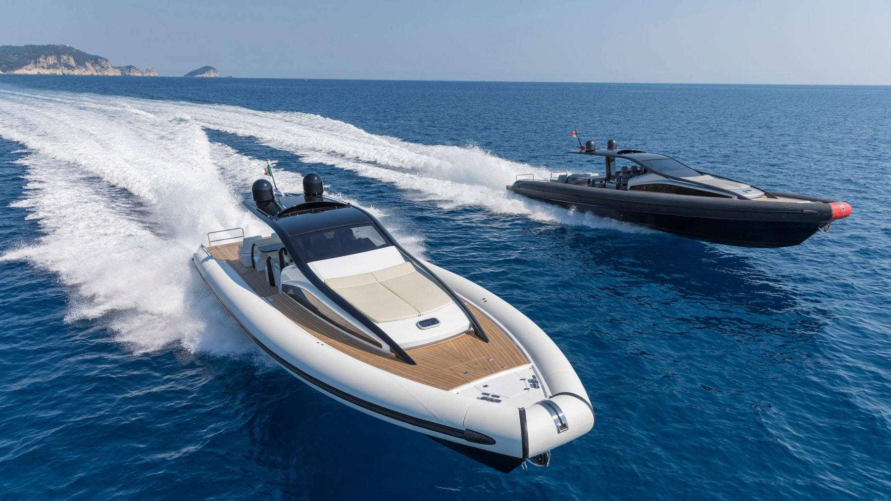 Les Tendances en Matière de Personnalisation des Bateaux Semi-Rigides - ORCA Retail by Pennel & Flipo